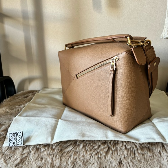 LOEWE TOFFEE PUZZLE EDGE BAG - Picture 14 of 15